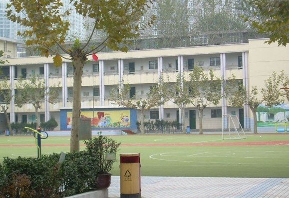 西安电子科技大学附属小学（西电附小）