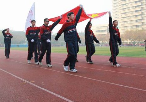 华东师范大学第四附属中学（华师大四附中）