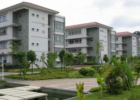 广州市萝岗区萝峰小学