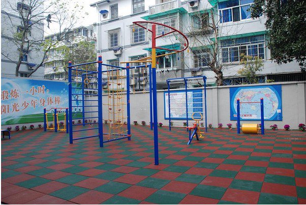 杭州市大学路小学