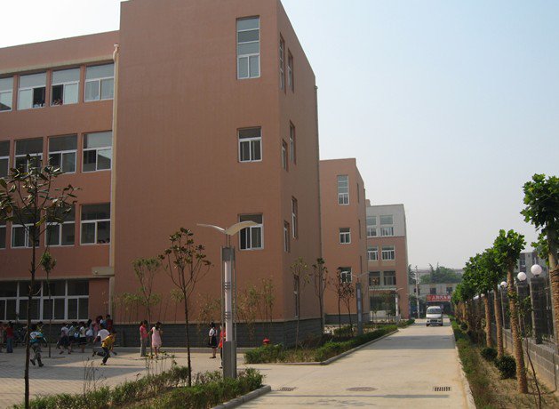 郑州市政通路小学