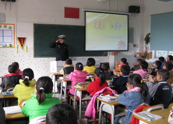 佛山市三水区芦苞镇蔡边小学