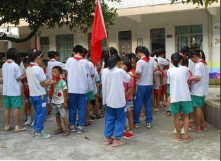 江门市双水镇上凌时年小学