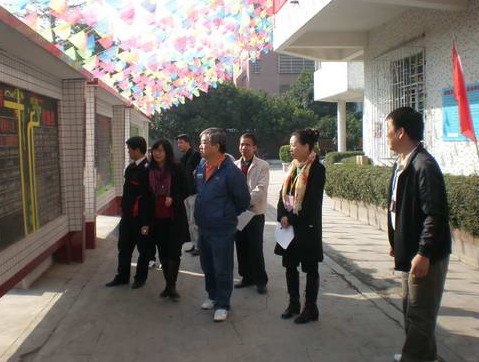 广州市白云区人和镇第六小学