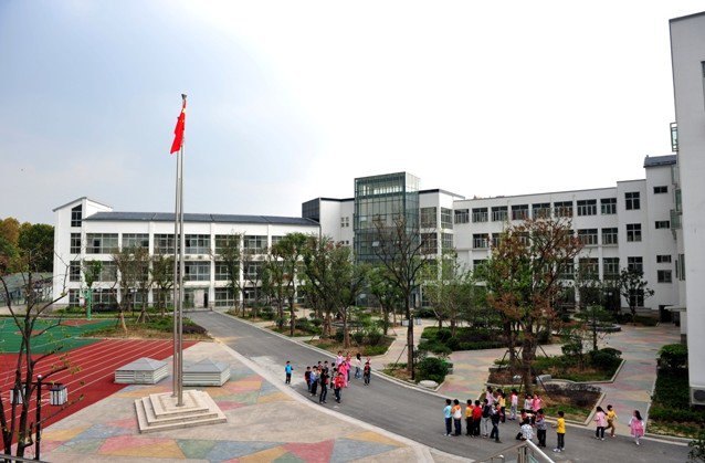 无锡市育英实验小学