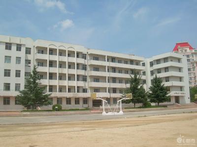 威海市塔山中学