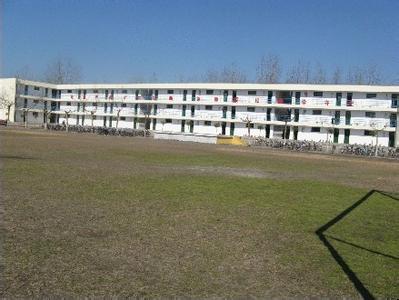 枣庄市底阁中学