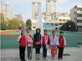 南京市凤凰花园城小学