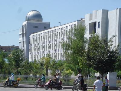 哈密地区二中