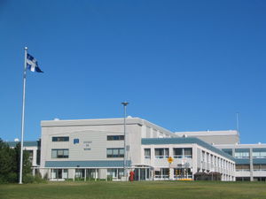马特恩学校